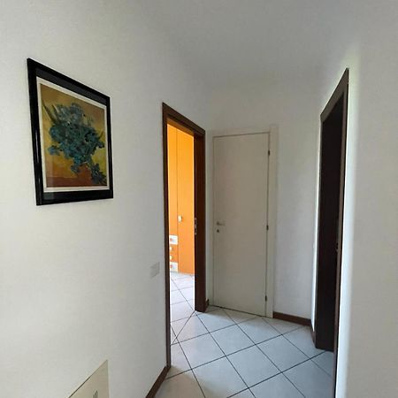 Camere Rozzano, Vicino Humanitas Esterno foto