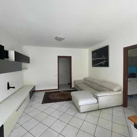 Camere Rozzano, Vicino Humanitas Esterno foto