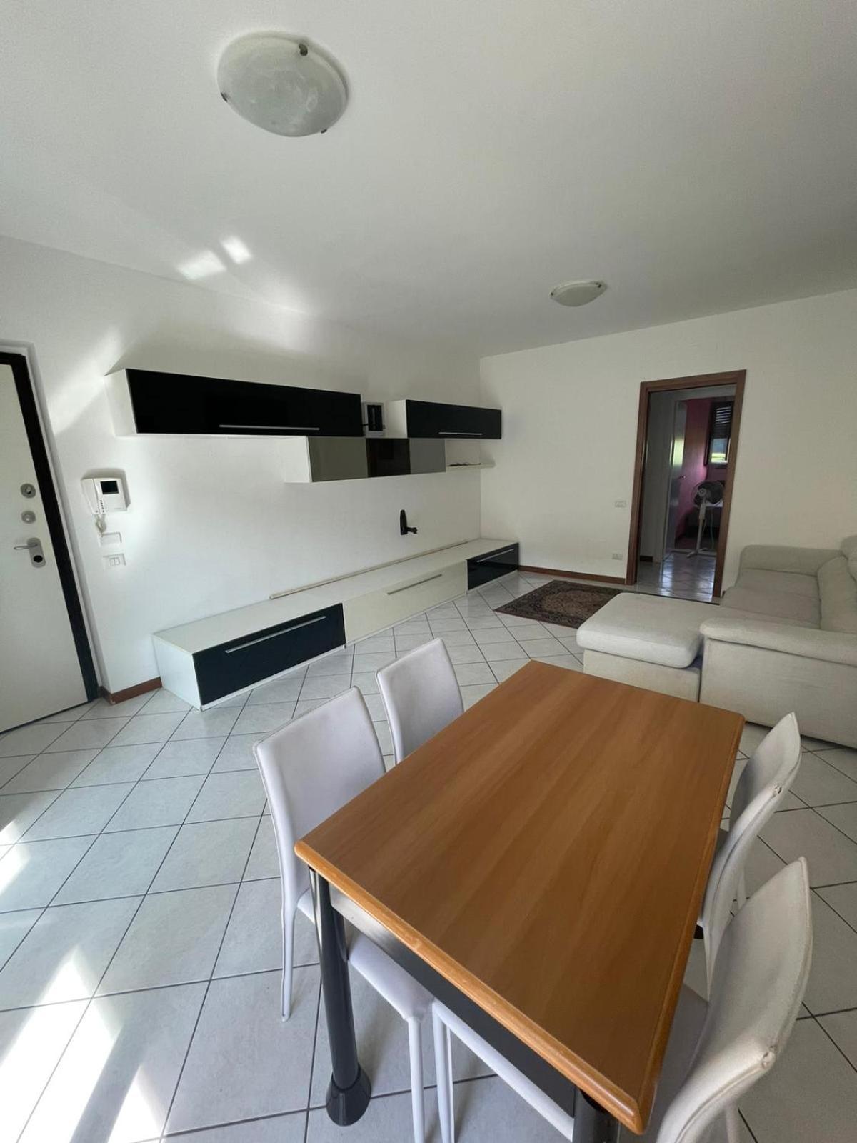 Camere Rozzano, Vicino Humanitas Esterno foto